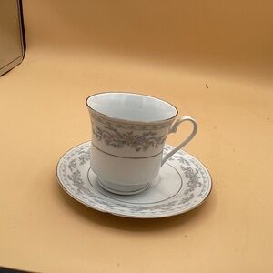 Somerset cups and saucers by Excel